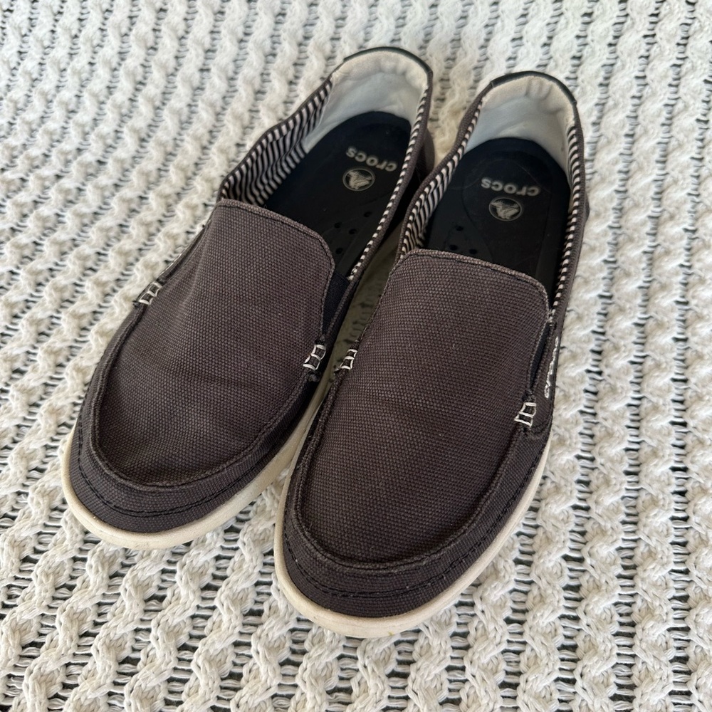 Crocs Women’s Dark Gray Walu Canvas Slip on Loafers Boat Shoes US 9